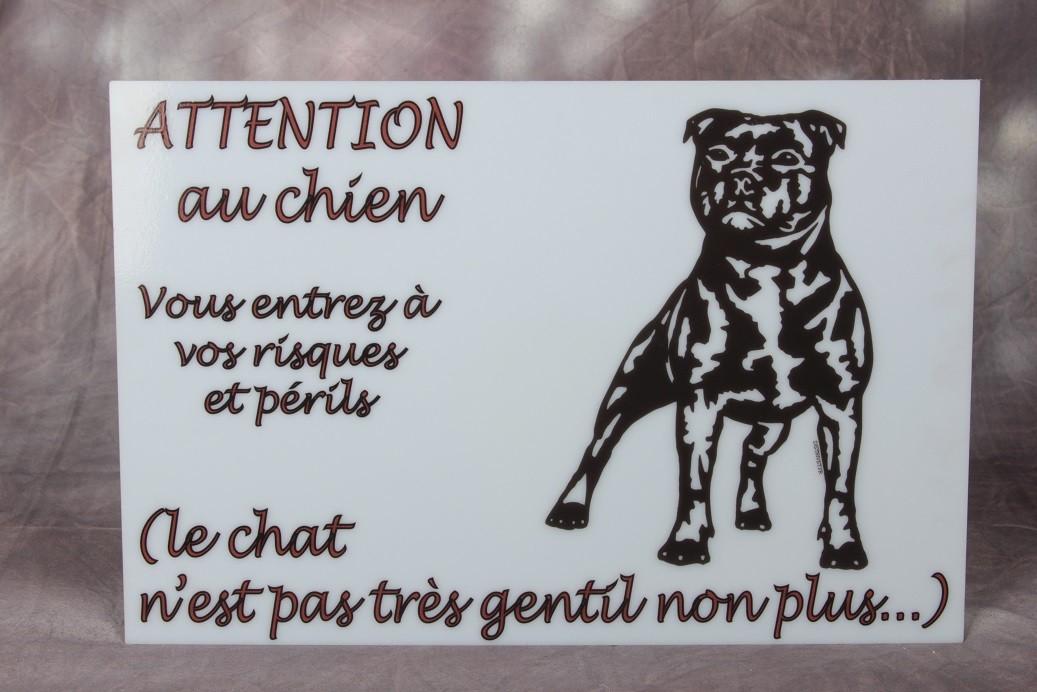 Plaque Pvc Attention Au Chien Le Chat N Est Pas Tres Gentil N Ont Plus Distrivet